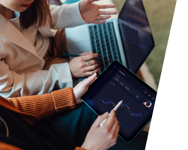  Data-driven courses <br>for a data-driven world